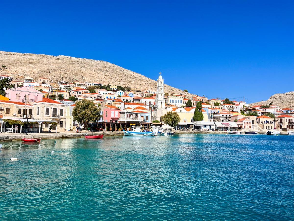Luca'S Houses Chalki Town المظهر الخارجي الصورة