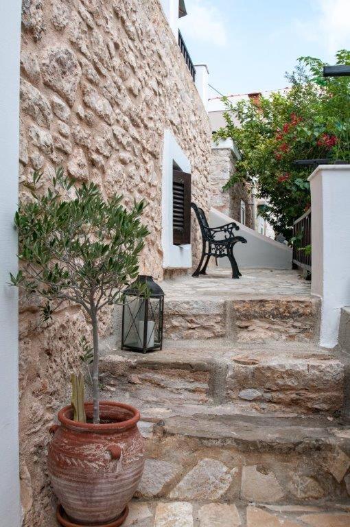 Luca'S Houses Chalki Town المظهر الخارجي الصورة